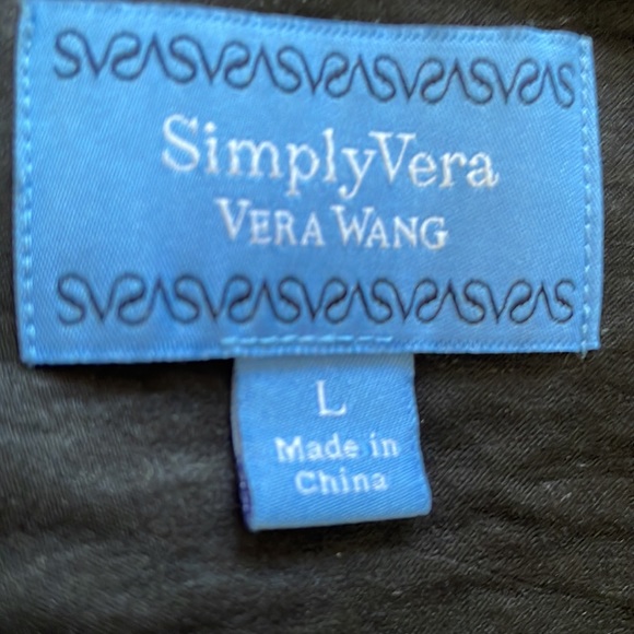 Vera Wang Dress Coat. - Picture 5 of 5